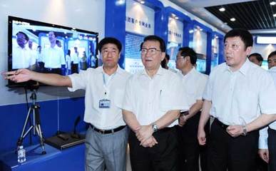 李長春 以高度的文化自覺與文化自信，扎實推進文化體制改革——兼論簡視傳媒的時代使命